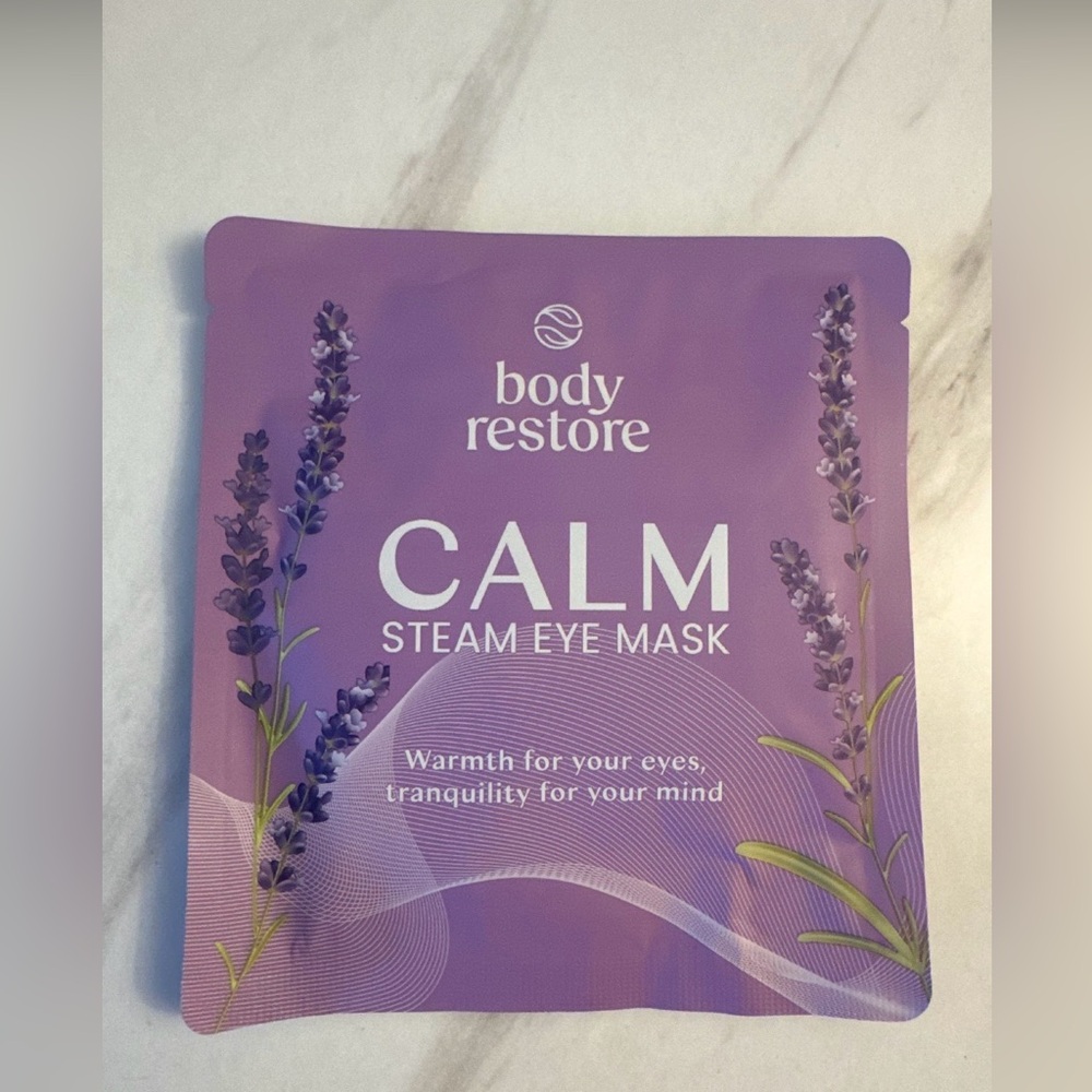 NWT Calm Steam Eye Mask - Purple